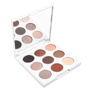 MADLUVV Mineral Vault EyeshadowNeutral Mother Earth Eye Shadow Palette NIB.